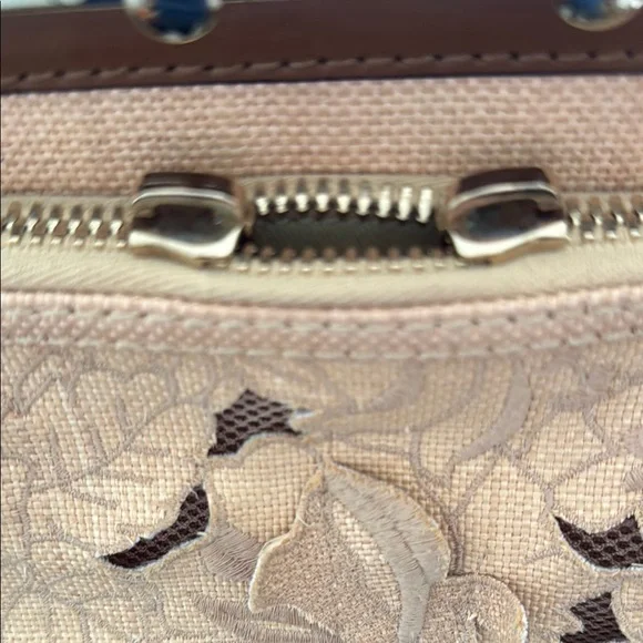 Valentino Garavani Tan and Brown Shoulder Bag with Floral Design - Picture 13 of 16